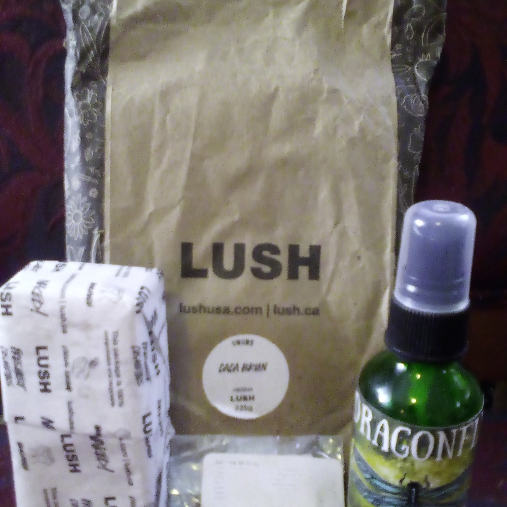Lush Henna colour &conditioning brick/bundle